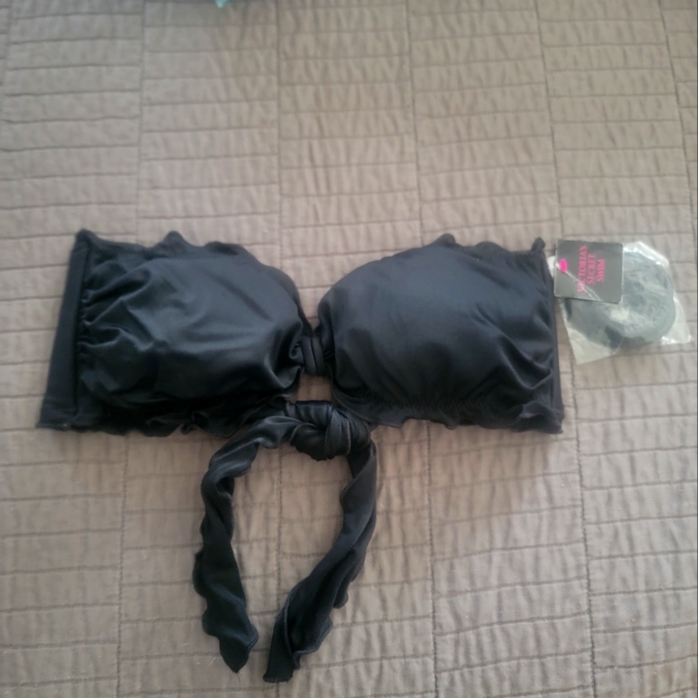Victoria's Secret Medium black Bikini Swim Top